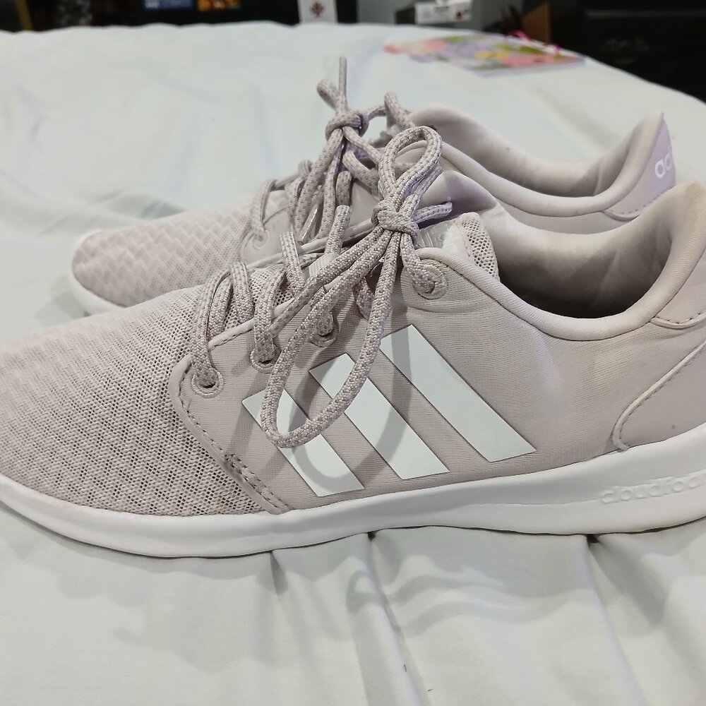 Adidas Cloudfoam Sneakers